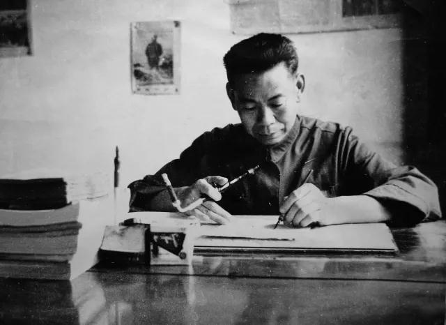 肖正安111.jpg 肖正安111.jpg